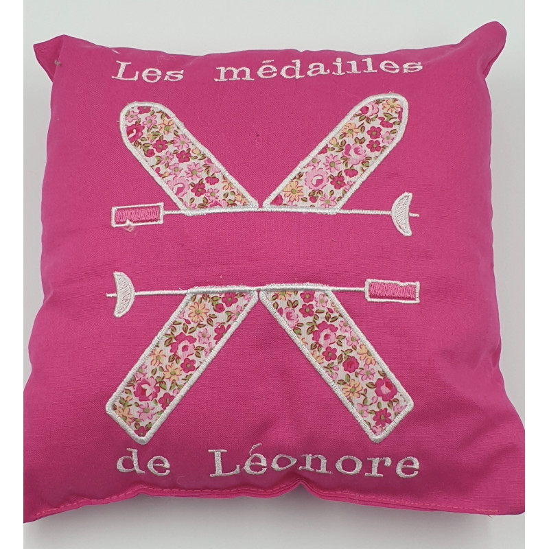 Coussin pour médailles de ski en appliqué