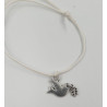 Bracelet cordon avec pendentif colombe
