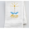 drap de bain de baptême brodé dans notre atelier