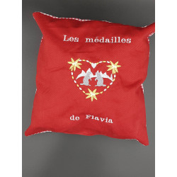 Coussin brodé pour médailles de ski marmottes marine