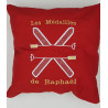 Coussin brodé pour médailles de ski rouge