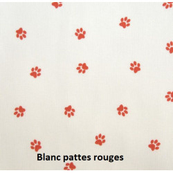 Panier blanc et ses lingettes